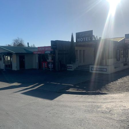 Cheviot Hotel エクステリア 写真